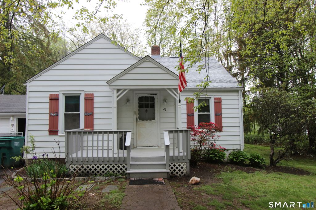22 Brook Street, Seymour, CT 06483
