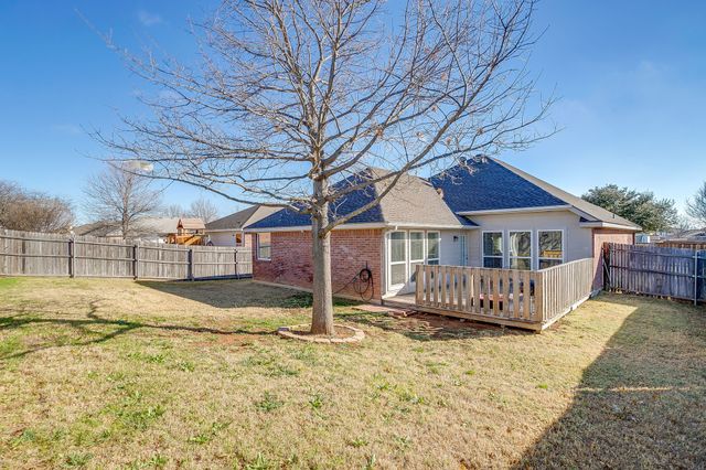 1104 Junegrass Lane, Crowley, TX 76036