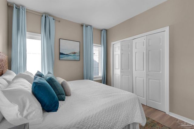 8257 Gulf Blvd, Navarre Beach, FL 32566