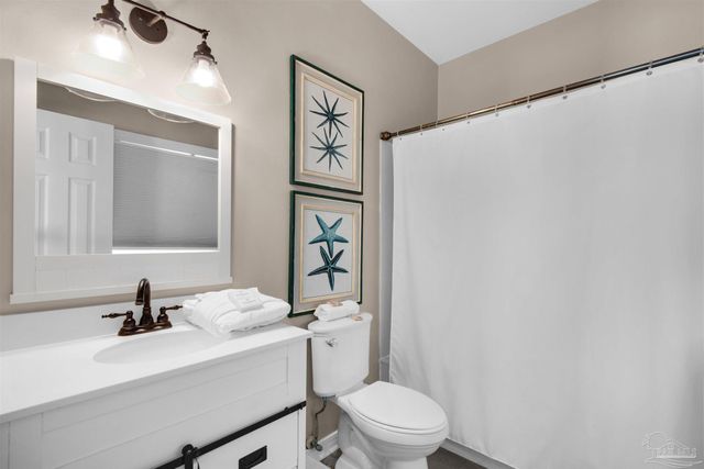 8257 Gulf Blvd, Navarre Beach, FL 32566