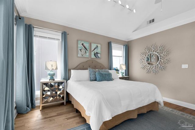 8257 Gulf Blvd, Navarre Beach, FL 32566