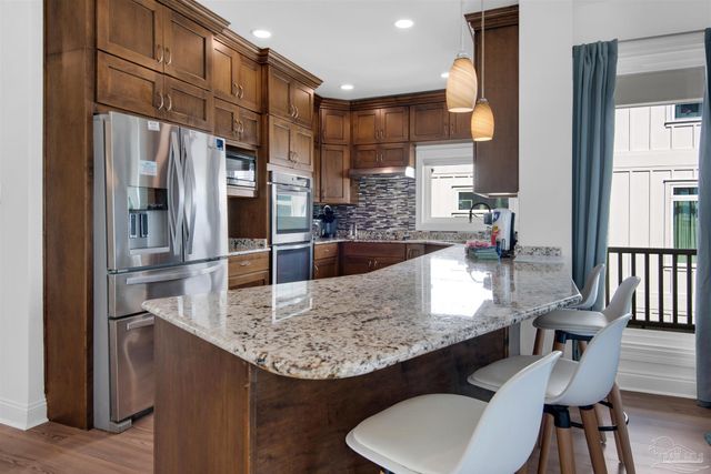 8257 Gulf Blvd, Navarre Beach, FL 32566