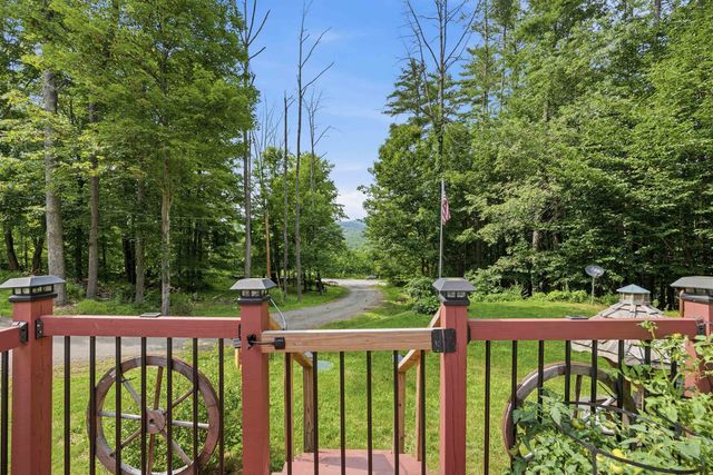 314 Old Bristol Road, New Hampton, NH 03256