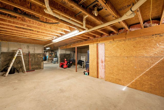 314 Old Bristol Road, New Hampton, NH 03256