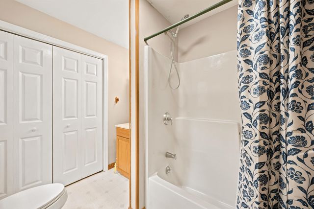 314 Old Bristol Road, New Hampton, NH 03256