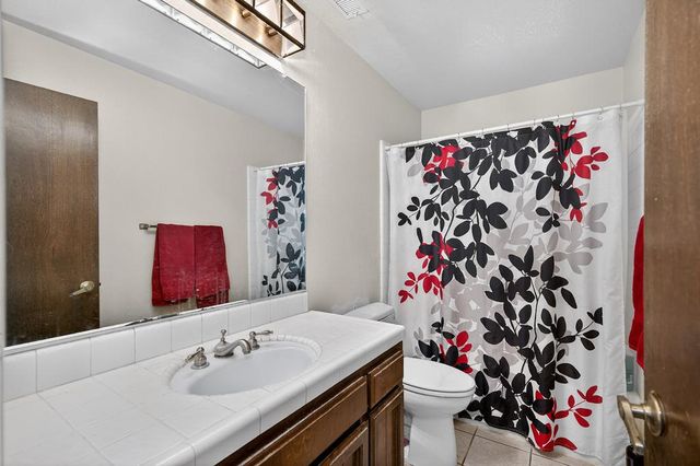 8226 Econ Ct, Fair Oaks, CA 95628