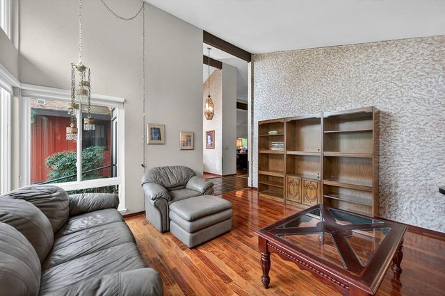 8226 Econ Ct, Fair Oaks, CA 95628