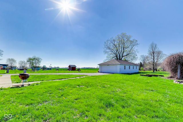 5551 W 200 N, Greenfield, IN 46140