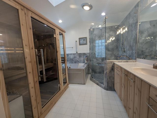 16461 Riverwind Drive, Jupiter, FL 33477