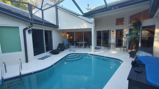 16461 Riverwind Drive, Jupiter, FL 33477