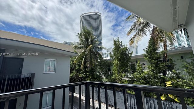 660 Lenox Ave 3, Miami Beach, FL 33139