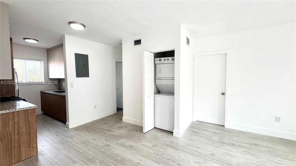 660 Lenox Ave 3, Miami Beach, FL 33139
