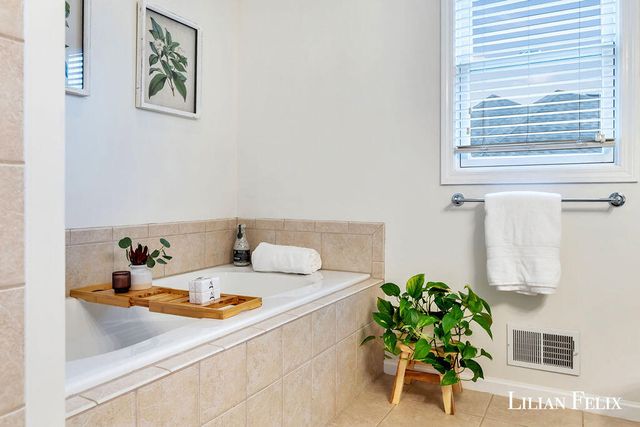 3518 Tearose Drive, Hudsonville, MI 49426