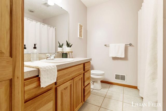 3518 Tearose Drive, Hudsonville, MI 49426