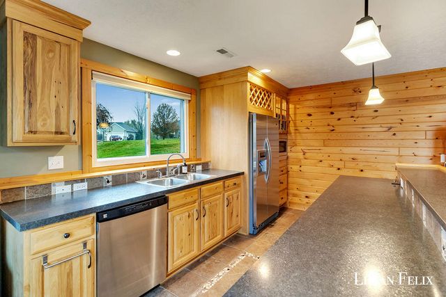 3518 Tearose Drive, Hudsonville, MI 49426