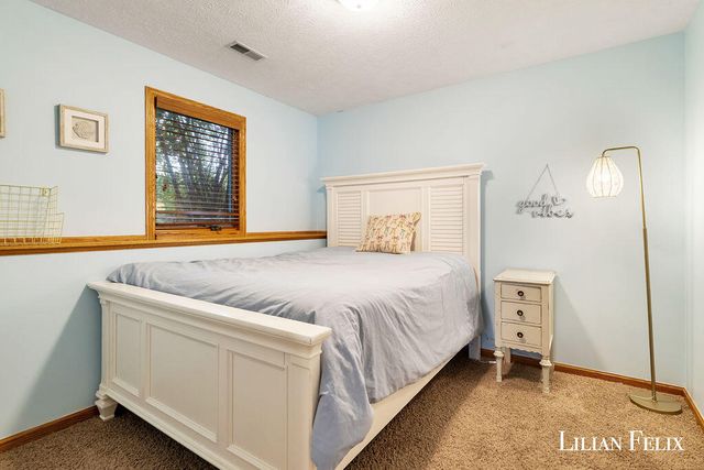 3518 Tearose Drive, Hudsonville, MI 49426