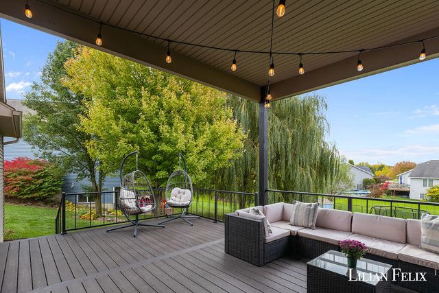 3518 Tearose Drive, Hudsonville, MI 49426