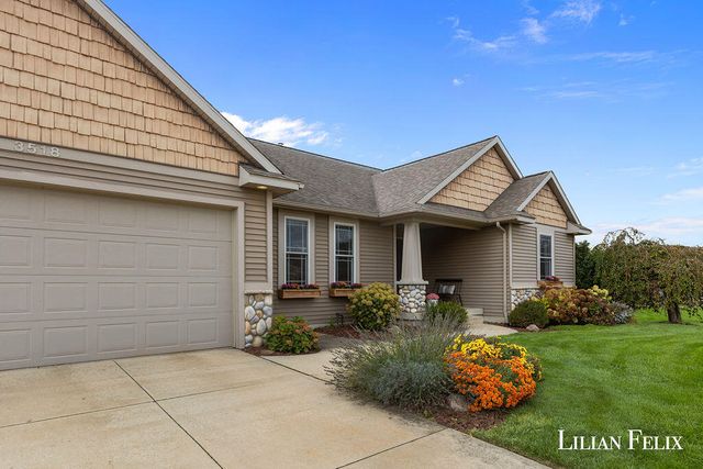 3518 Tearose Drive, Hudsonville, MI 49426