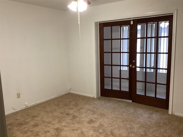 5403 Boots Road, Houston, TX 77091