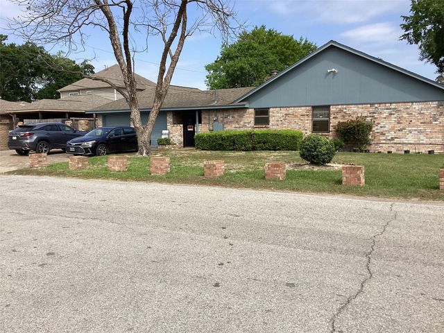 5403 Boots Road, Houston, TX 77091