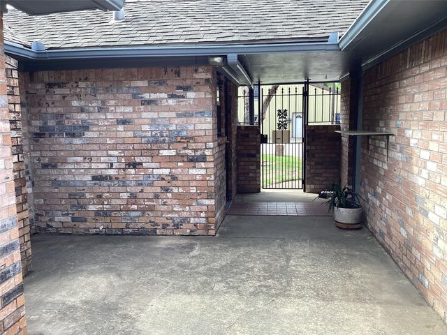 5403 Boots Road, Houston, TX 77091