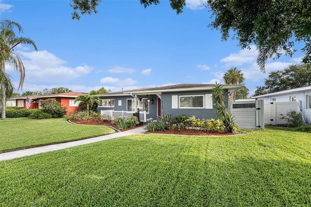 6727 BURLINGTON AVENUE N, St Petersburg, FL 33710