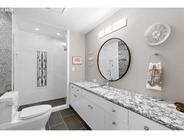 1414 Sw 3RD Ave 2301, Portland, OR 97201