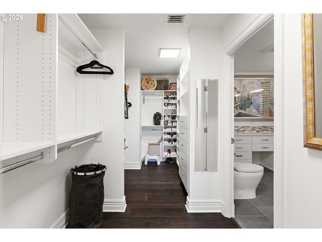 1414 Sw 3RD Ave 2301, Portland, OR 97201