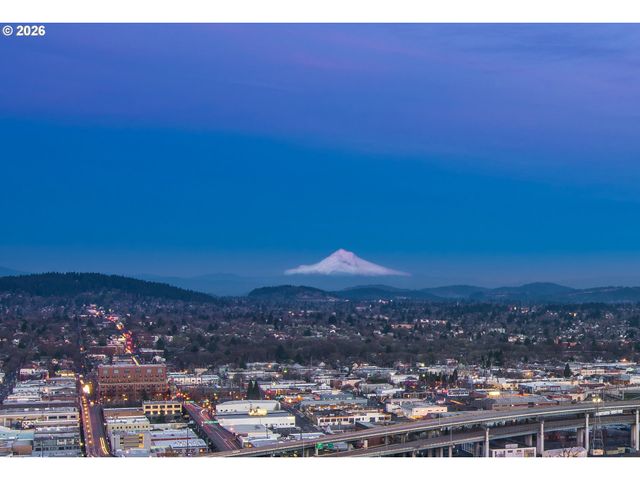 1414 Sw 3RD Ave 2301, Portland, OR 97201