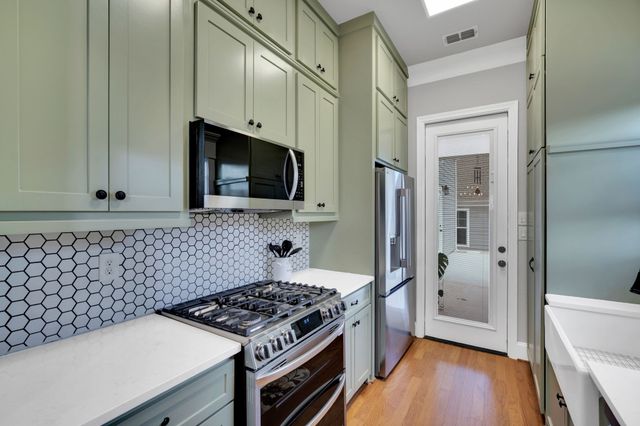 209 Cody Hunter Lane, Midlothian, TX 76065