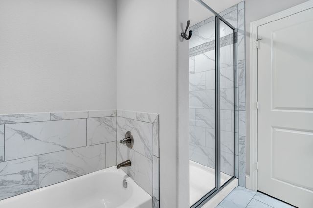 209 Cody Hunter Lane, Midlothian, TX 76065