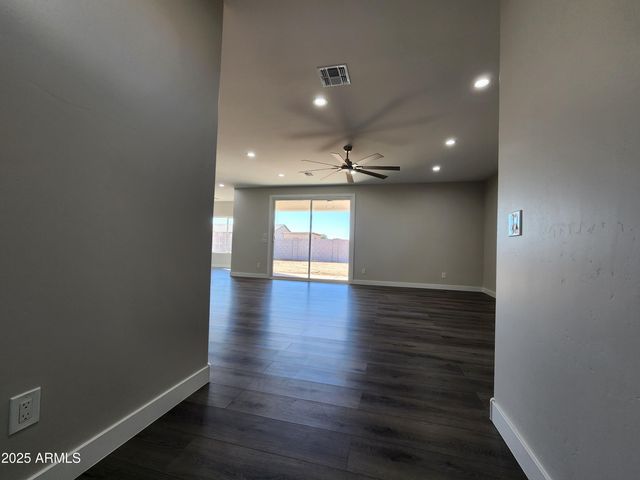 13564 S DURANGO Road, Arizona City, AZ 85123