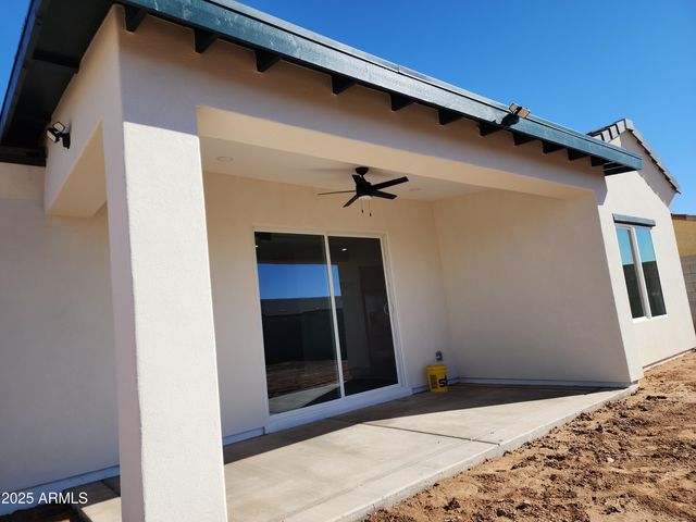 13564 S DURANGO Road, Arizona City, AZ 85123