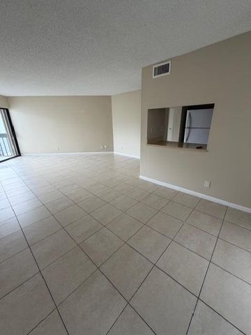 1900 N Congress Avenue 308, West Palm Beach, FL 33401