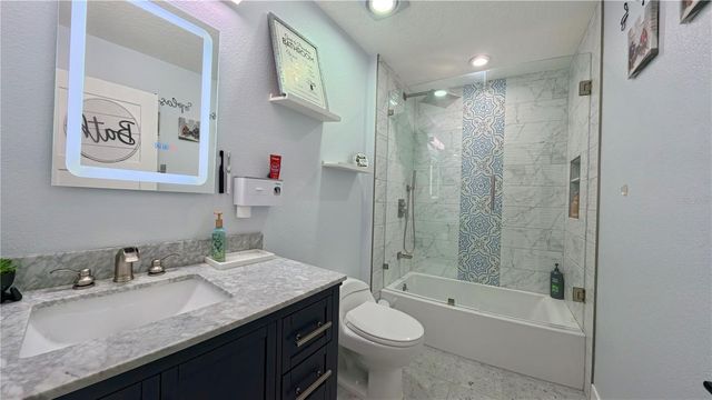 16948 CORNER HILL COURT, Orlando, FL 32820