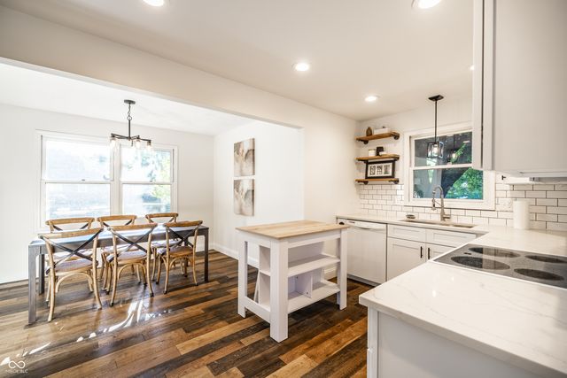 9669 Sycamore Road, Carmel, IN 46032