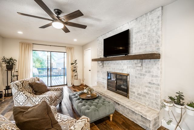 9669 Sycamore Road, Carmel, IN 46032