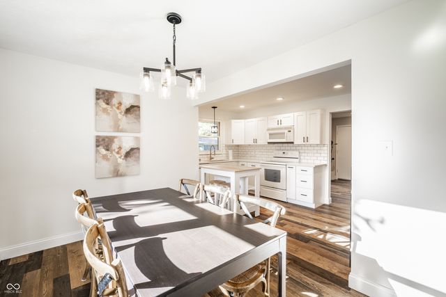 9669 Sycamore Road, Carmel, IN 46032