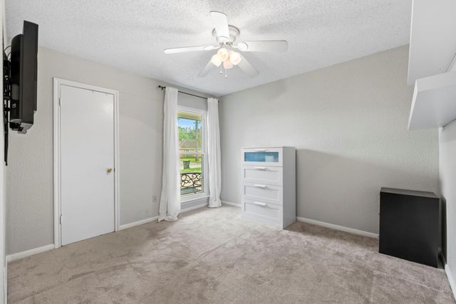 13430 Greenway Dr, Sugar Land, TX 77498