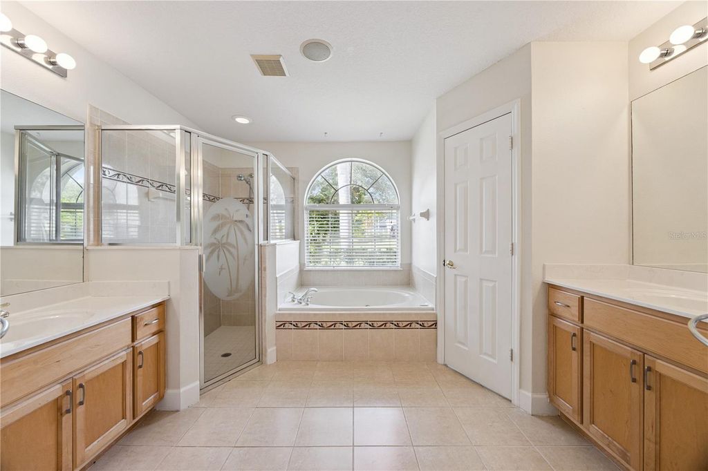 Image 28 of property listing at 1544 GANTS CIRCLE, Kissimmee, FL 34744