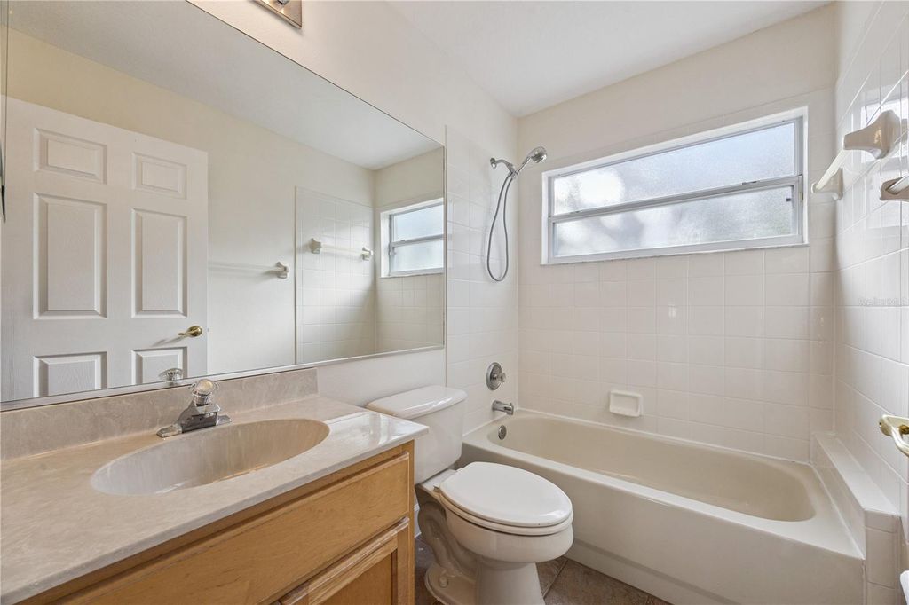 Image 30 of property listing at 1544 GANTS CIRCLE, Kissimmee, FL 34744