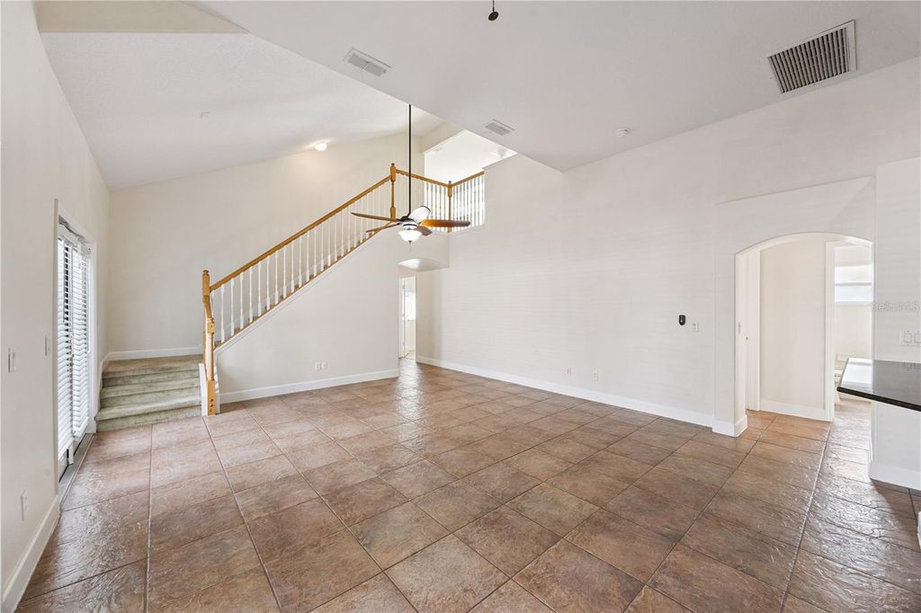 Image 9 of property listing at 1544 GANTS CIRCLE, Kissimmee, FL 34744