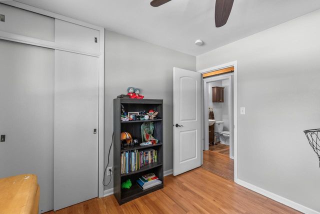 2404 Skyline DRIVE, West Bend, WI 53090