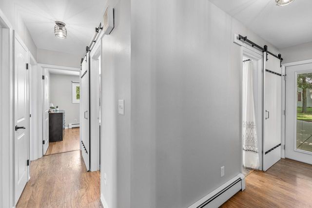 2404 Skyline DRIVE, West Bend, WI 53090