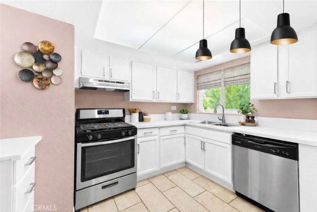 1022 Northpark Boulevard, San Bernardino, CA 92407