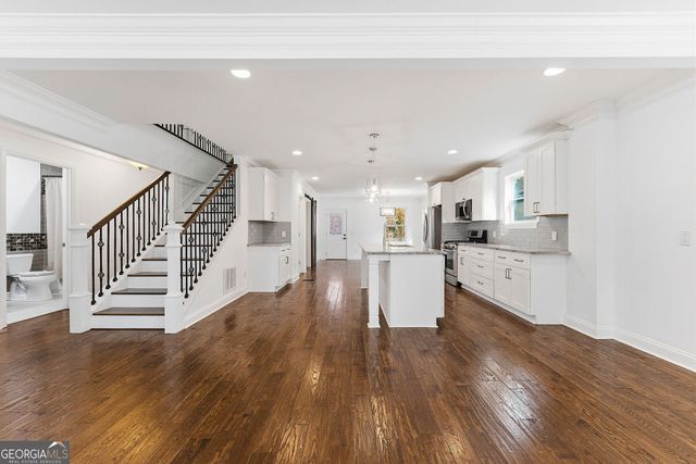 1779 N Olympian Way SW, Atlanta, GA 30310