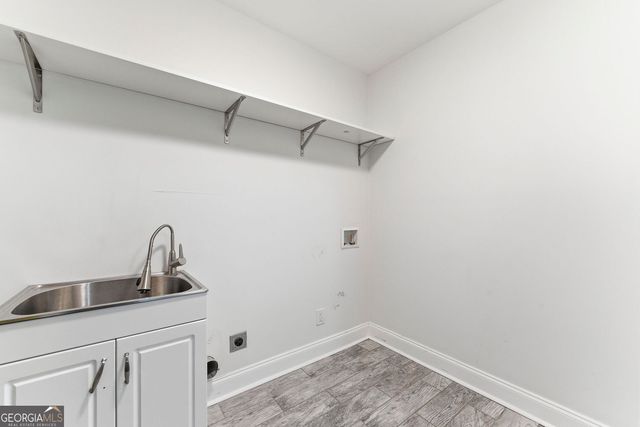 1779 N Olympian Way SW, Atlanta, GA 30310