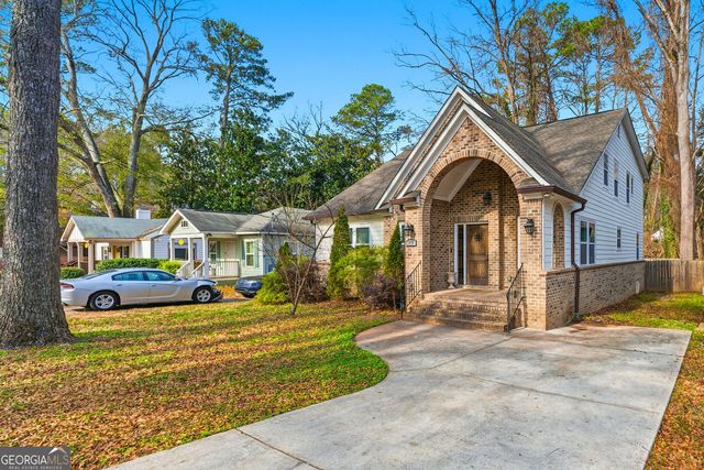 1779 N Olympian Way SW, Atlanta, GA 30310