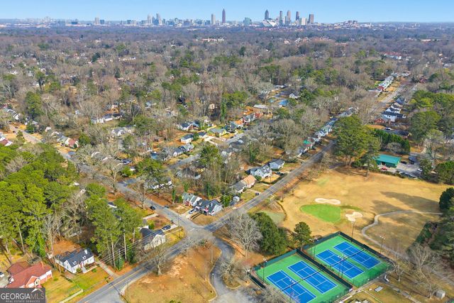 1779 N Olympian Way SW, Atlanta, GA 30310