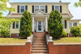 65 Lyndhurst Avenue, Providence, RI 02908
